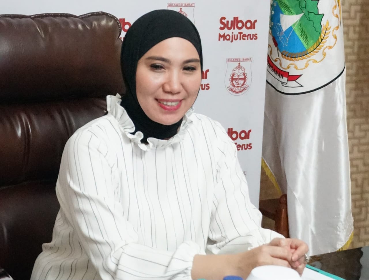 Pj Ketua Dekranasda Sulbar Ny Hj Sofha Marwah Bahtiar Saat Rapat Persiapan Event KriyaNusa 2024 di Rujab Gubernur Sulbar